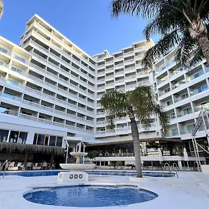 Parasol Garden Hotel